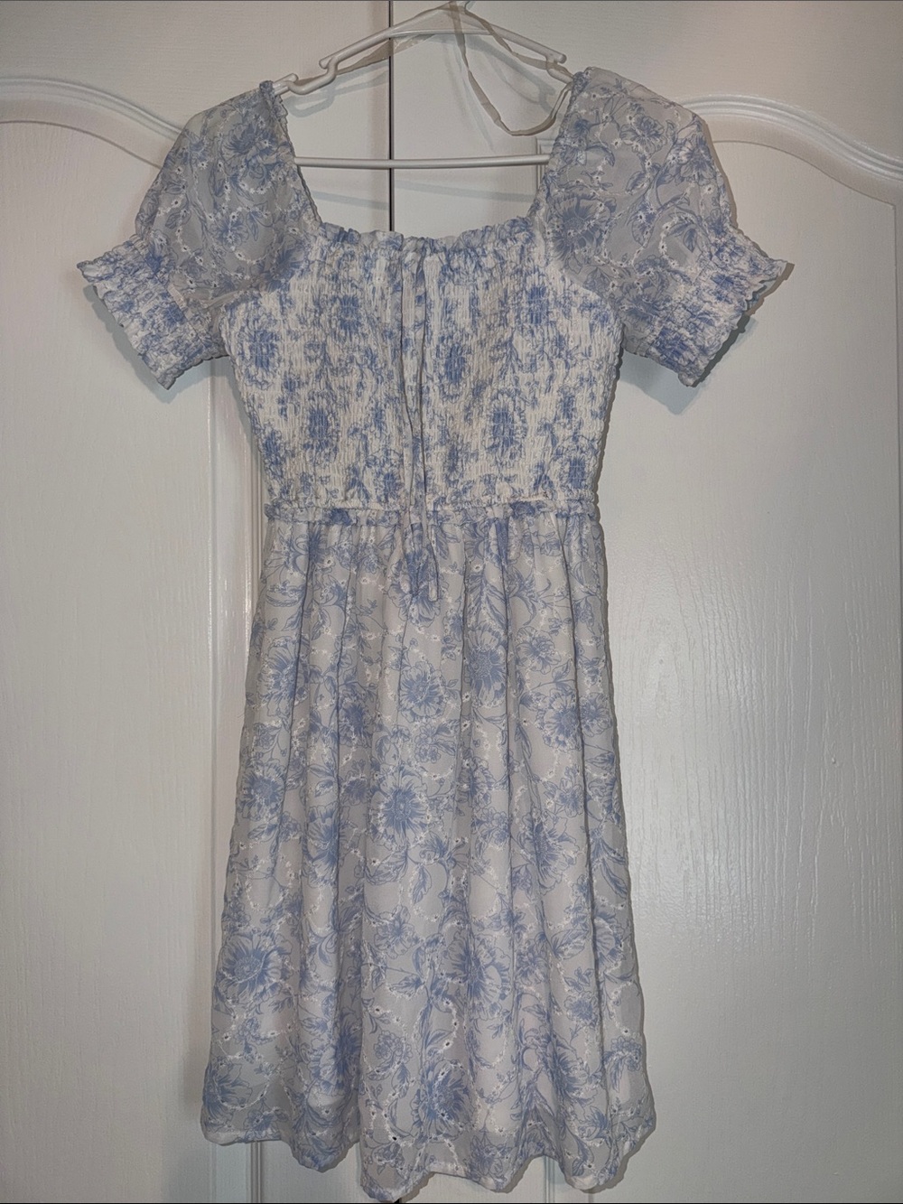 Planet Gold XS Light Blue Floral Puff Sleeve Smocked Sundress